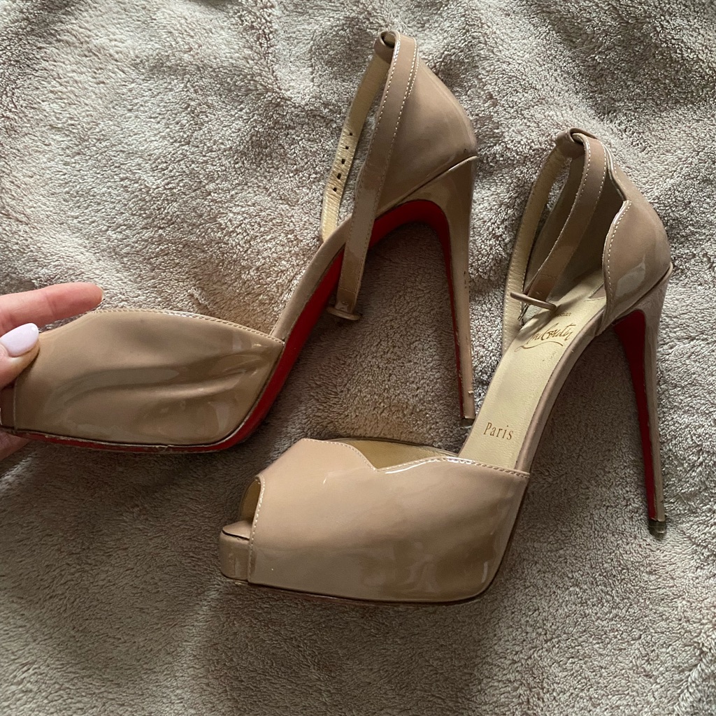 Christian Loubouton Tan Heels